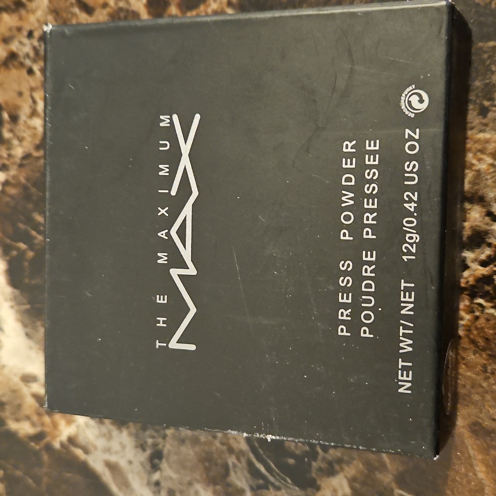 The maximum press powder medium beige 805